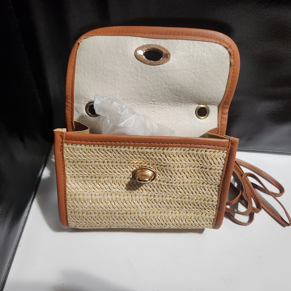 Bag -Wallets Bundle - Picture 4 of 9